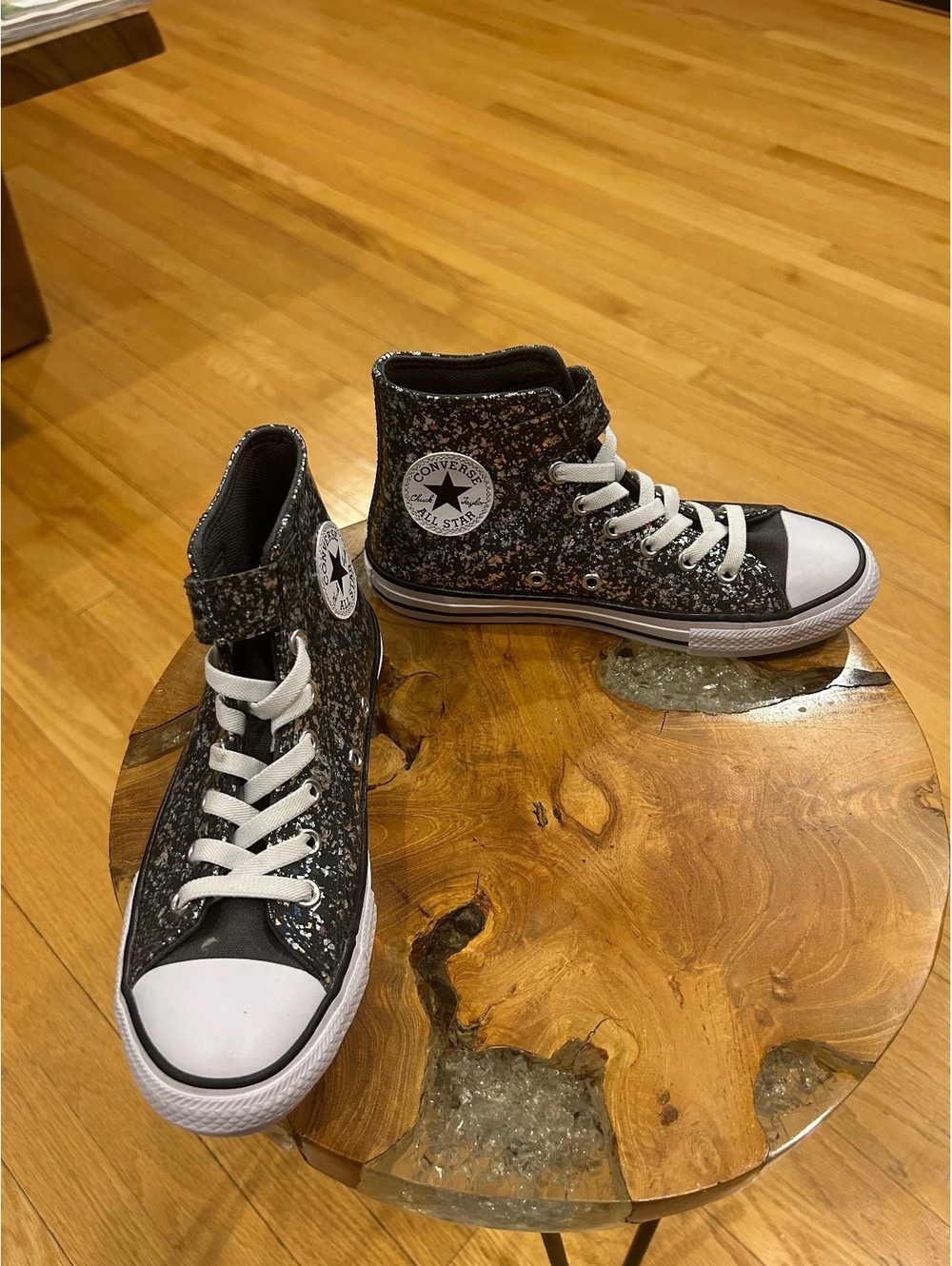 Converse Big Kids All Star High Top Glitter Sneakers Sz US 2